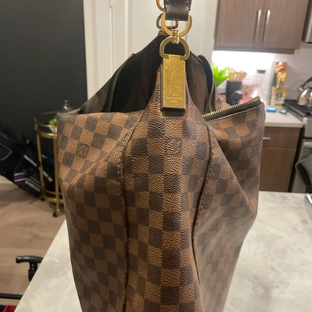 Louis Vuitton Tote
